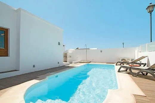 White House - Marina Rubicon - * Playa Blanca (Lanzarote)