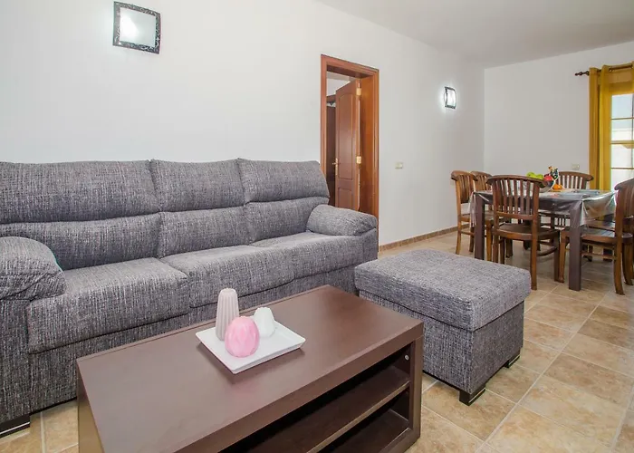 White House - Marina Rubicon - * Playa Blanca (Lanzarote)